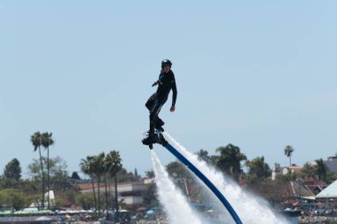 Flyboard gösterisi sırasında Red Bull Air Race