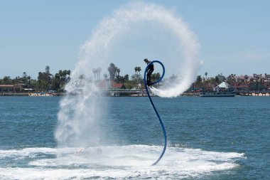 Flyboard gösterisi sırasında Red Bull Air Race