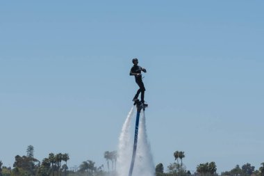 Flyboard gösterisi sırasında Red Bull Air Race