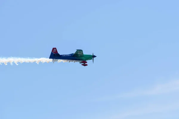 Yoshihide Muroya Japonii wykonuje podczas Red Bull Air Race — Zdjęcie stockowe