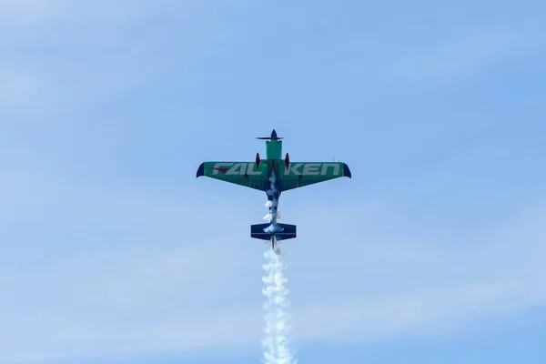 Yoshihide Muroya van Japan presteert tijdens de Red Bull Air Race — Stockfoto