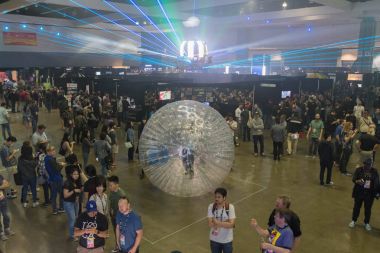 Vrla Expo Üstten Görünüm
