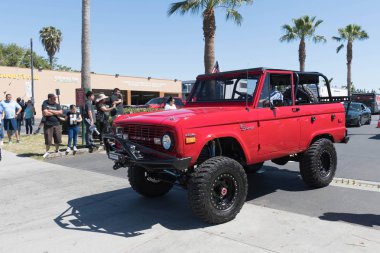 Ford Bronco ekranda