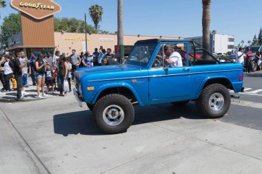 Ford Bronco ekranda