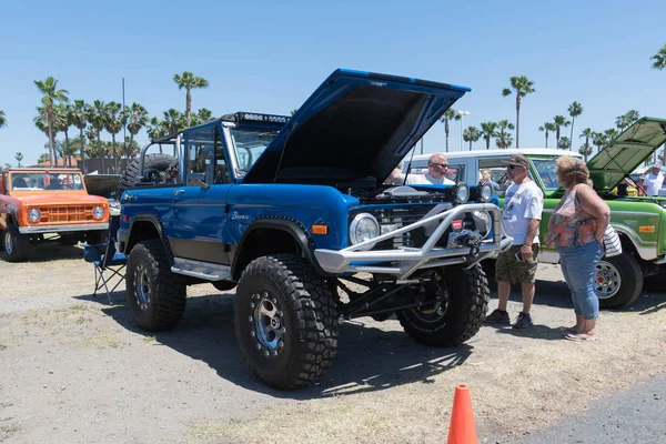 Ford Bronco на выставке — стоковое фото