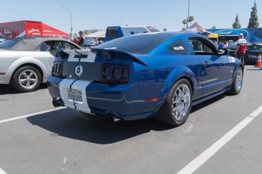 Ford Mustang S197 ekranda beşinci nesil 