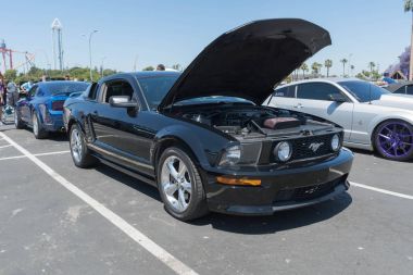 Ford Mustang ekranda beşinci nesil 