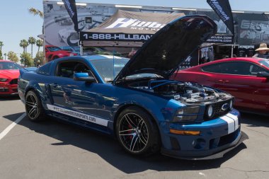 Ford Mustang ekranda beşinci nesil 