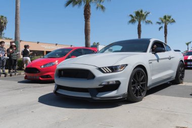 Ford Mustang Gt 350 ekranda altıncı nesil