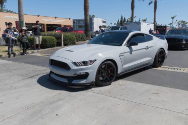 Ford Mustang Gt 350 ekranda altıncı nesil