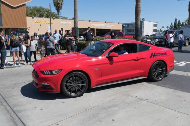 Ford Mustang 5.0 ekranda altıncı nesil