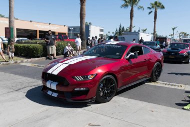 Ford Mustang Gt 350 ekranda altıncı nesil
