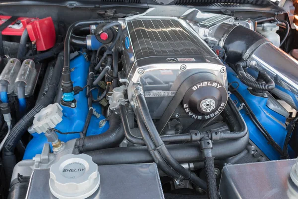 フォード マスタング Gt 500 スーパースネーク エンジン第五世代 — ストック写真