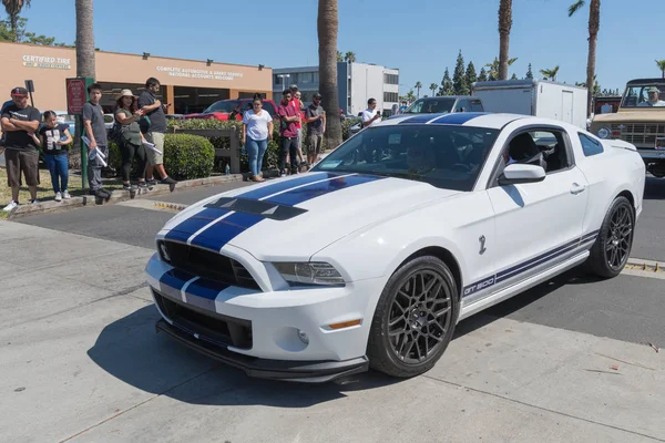 Ford Mustang quinta generación en exhibición — Foto de Stock