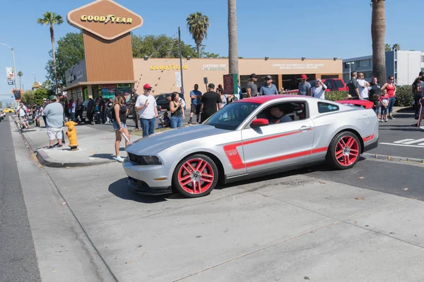 Ford Mustang Boss 302 quinta generación en exhibición — Foto de Stock