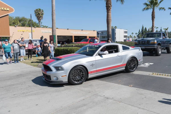 Ford Mustang Shelby GT 500 quinta generación en exhibición — Foto de Stock