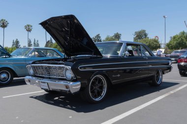 Ford Falcon Sprint ekranda