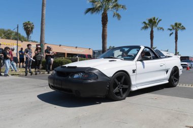 Ford Mustang Cabrio dördüncü nesil ekranda
