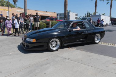 Ford Mustang ekranda