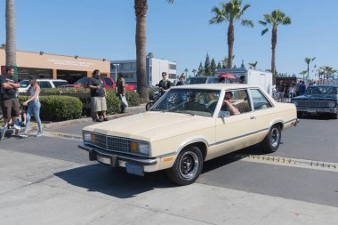 Ford Fairmont ekranda