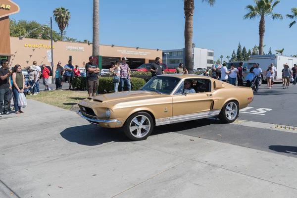 Ford Mustang GT 350 en pantalla — Foto de Stock