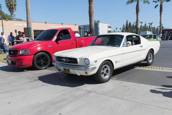 Ford Mustang på displayen — Stockfoto