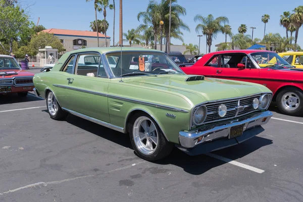 Ford Falcon 289 em exibição — Fotografia de Stock