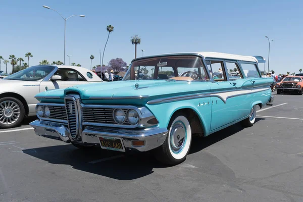 Ford Edsel tentoongesteld — Stockfoto