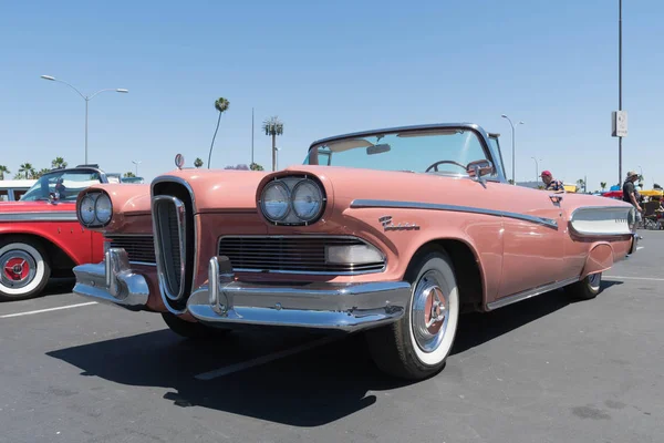 Ford Pacer 1958 em exposição — Fotografia de Stock