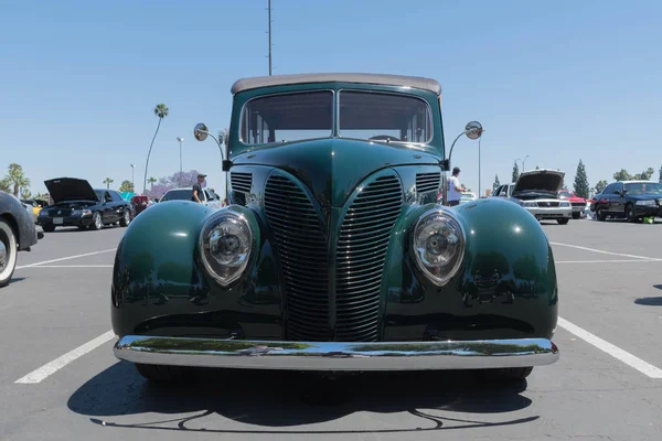 Ford Woody Wagon på displayen — Stockfoto