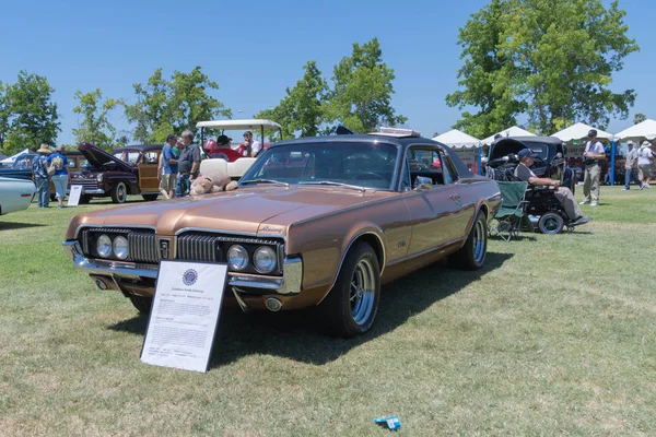 Mercury Cougar Gt kódu S na displeji — Stock fotografie