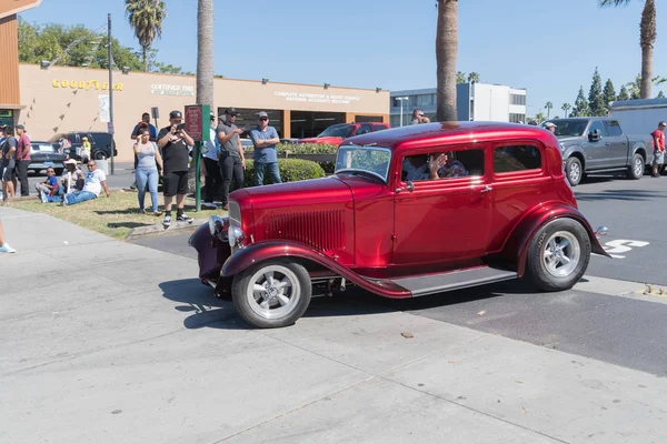 Ford hot rod auf dem display — Stockfoto