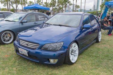 Lexus IS 2001 ekranda