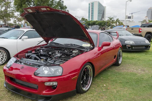 Toyota Supra 1994 na wyświetlaczu — Zdjęcie stockowe