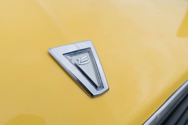Toyota Celica amblemi 1981 ekranda
