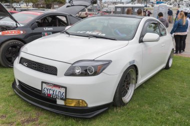 Ekranda Scion tc 2009