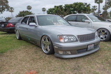 Lexus Ls 400 ekranda