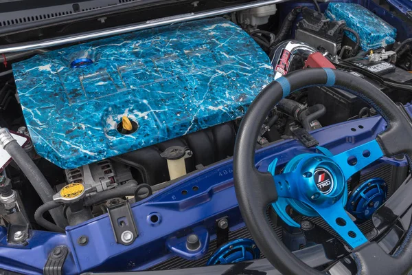 Toyota Corolla S moteur 2015 sur l'affichage — Photo