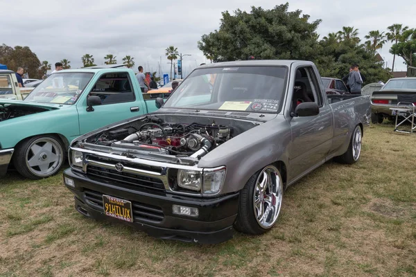 Toyota Truck 1991 em exibição — Fotografia de Stock