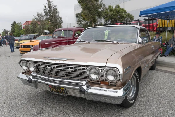 Chevrolet Impala på displayen — Stockfoto