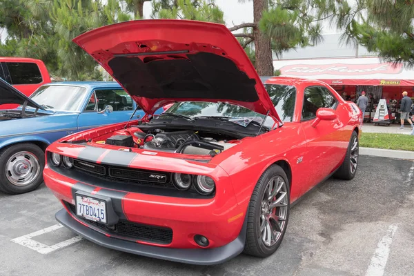 Dodge Challenger SRT 392 en pantalla — Foto de Stock