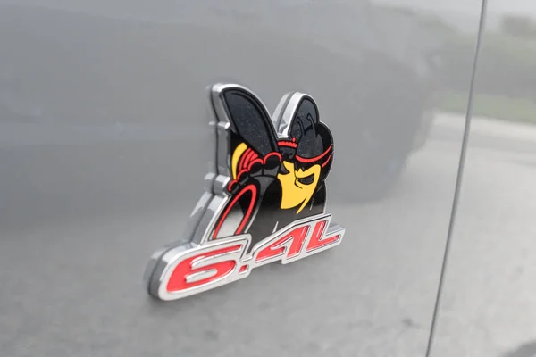Dodge Challenger RT emblem on display — Stock Photo, Image