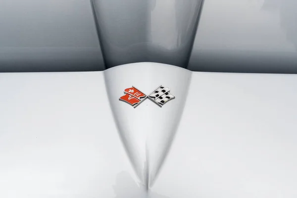 Chevrolet Corvette Stachelrochen Emblem ausgestellt — Stockfoto