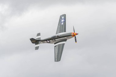 Kuzey Amerika P - 51d Mustang G4-U ekranda