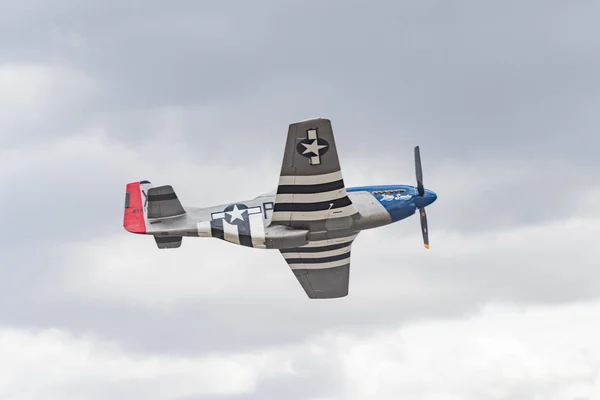 North American P-51D Mustang - Little Sandra en exhibición — Foto de Stock
