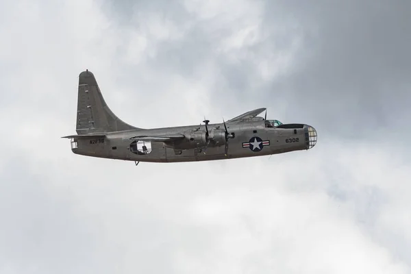 B-25J Mitchell Photo Fanny на выставке — стоковое фото