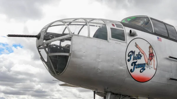 B-25J Mitchell Photo Fanny на выставке — стоковое фото