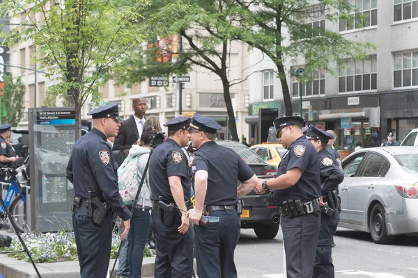 Police officers on the streets — Stock Photo, Image