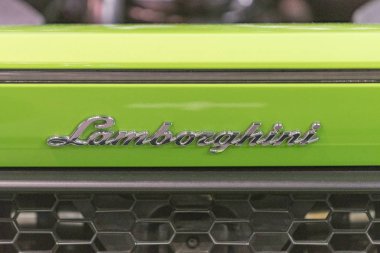 Lamborghini amblemi ekranda