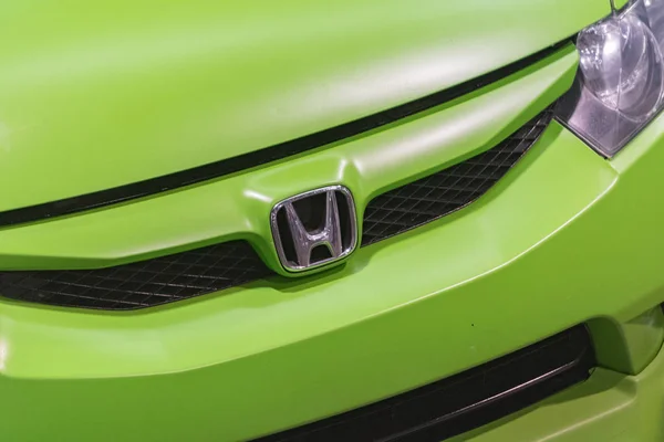 Honda emblema em exposição — Fotografia de Stock